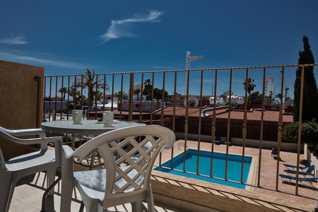 Napiana Apartments Ayia Napa Pokoj fotografie